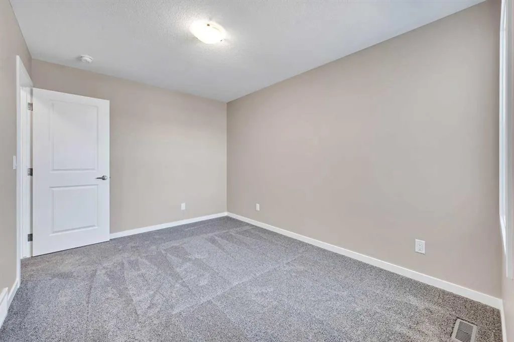 152 Wolf Hollow Manor SE