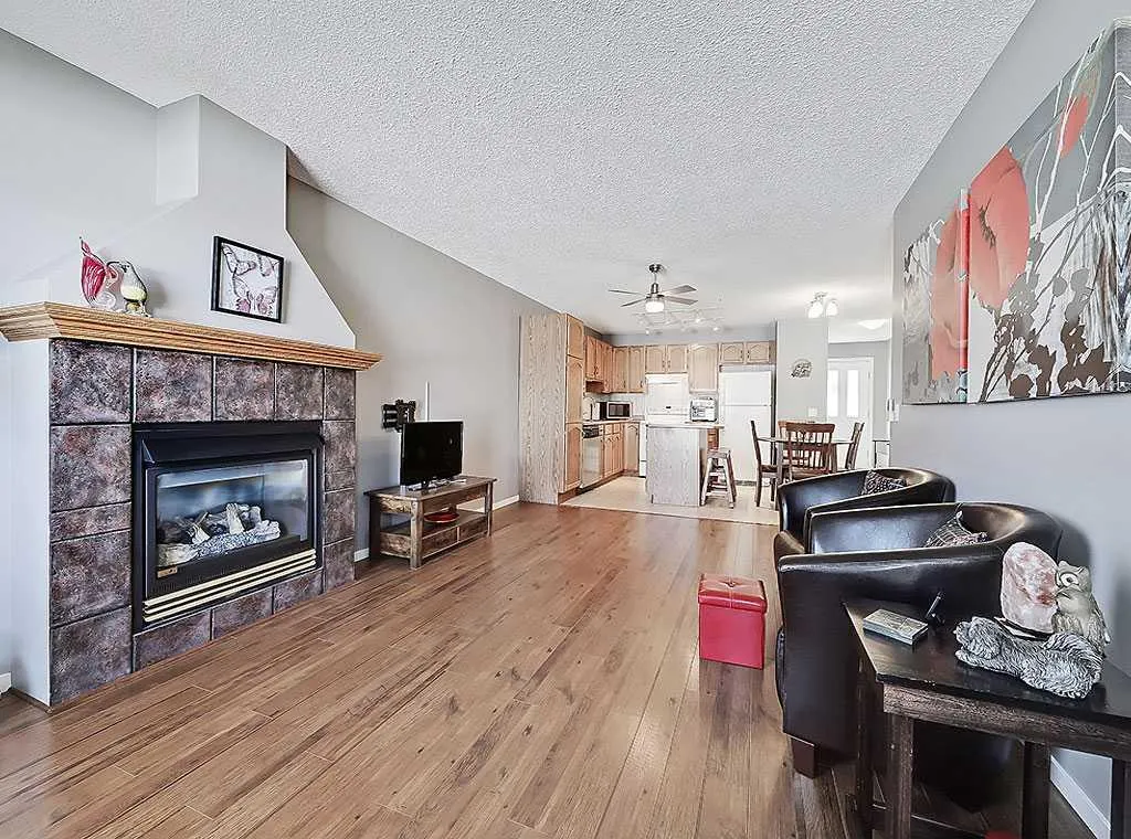 120 Freeman Way NW