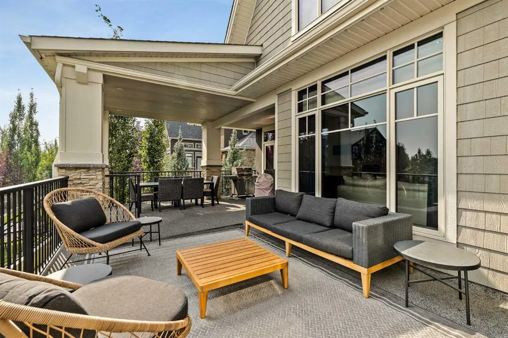 28 Rockwater Way