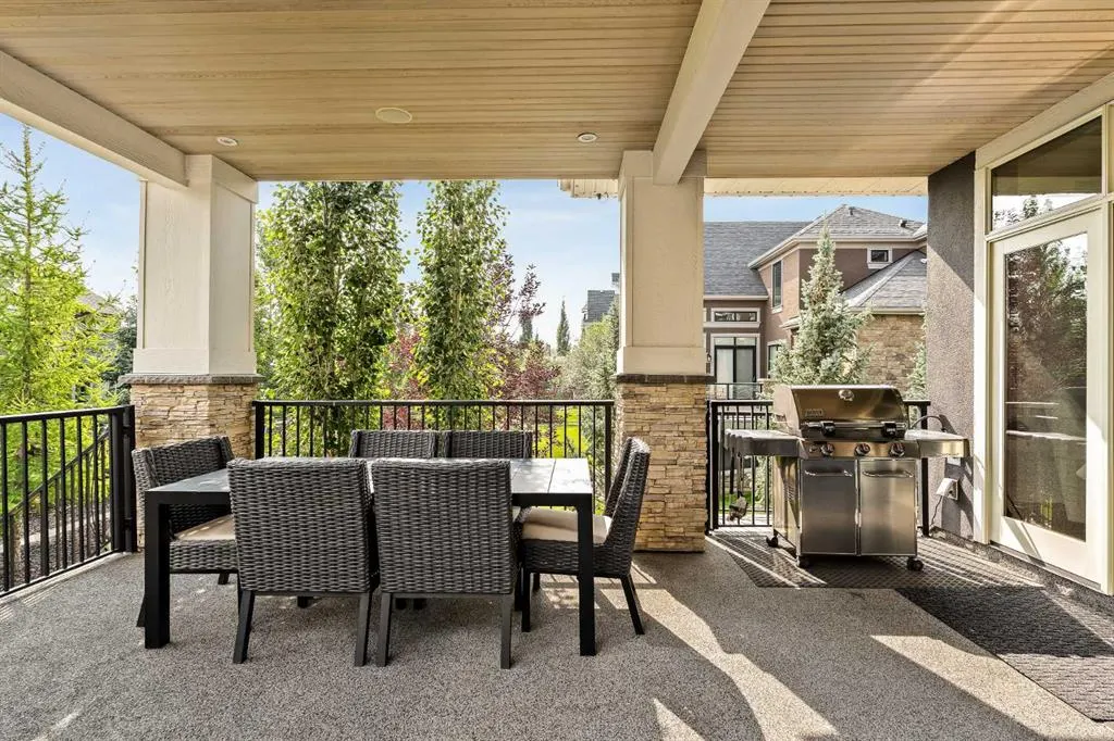 28 Rockwater Way
