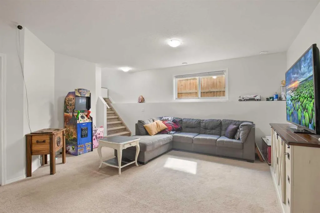 88 Jones Crescent