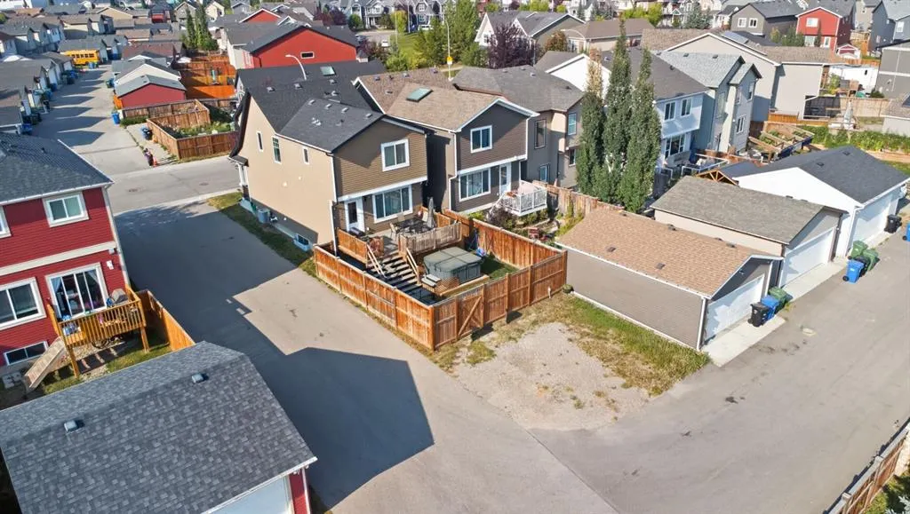141 Auburn Crest Green SE