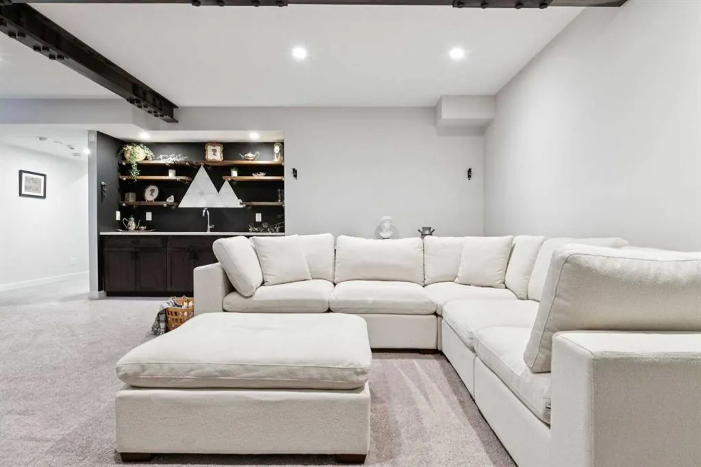 206 Riviera View
