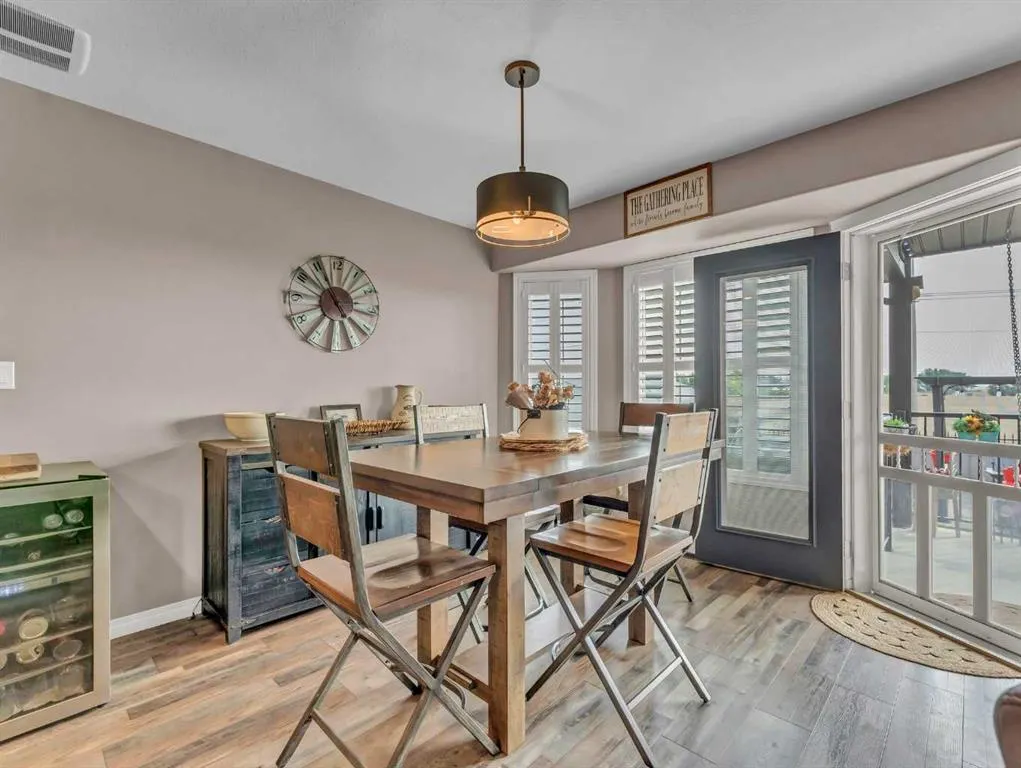 518 Somerside View SE