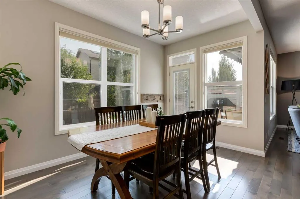 101 Auburn Meadows Crescent SE