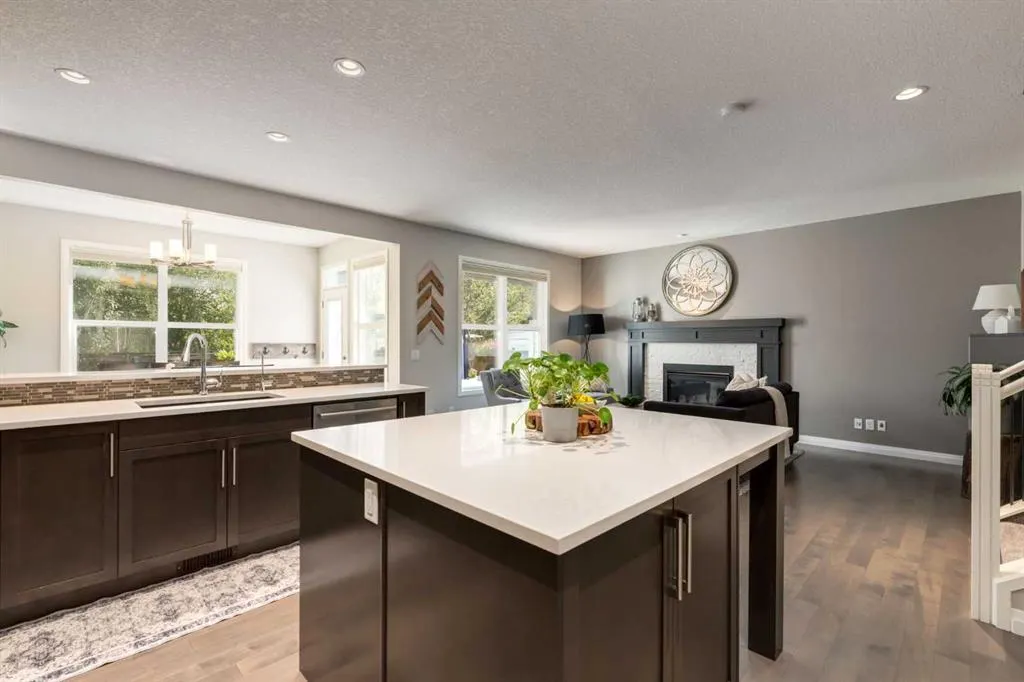 101 Auburn Meadows Crescent SE