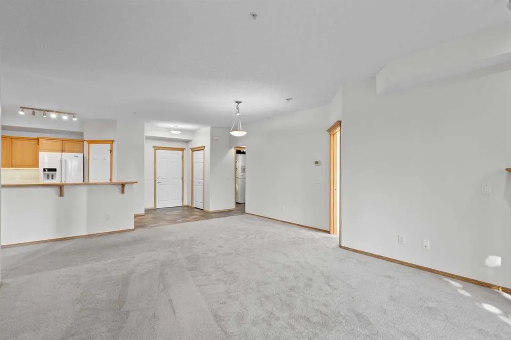 15 Everstone Drive SW, #239