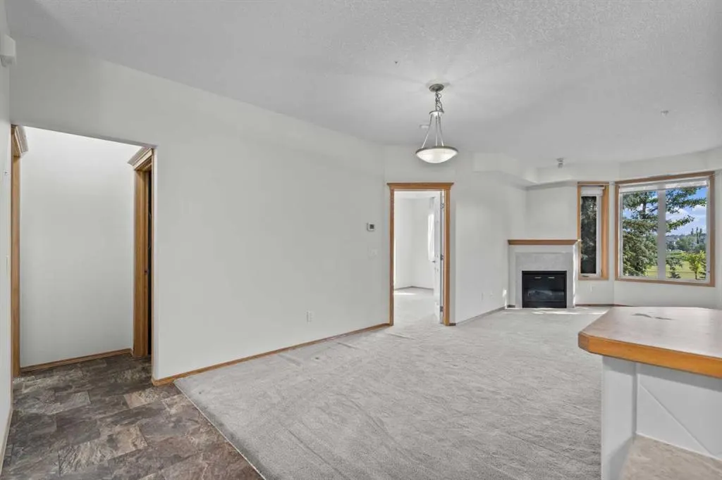 15 Everstone Drive SW, #239