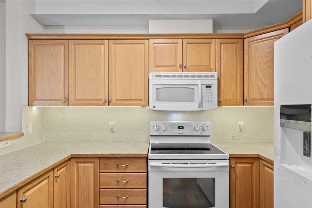 15 Everstone Drive SW, #239