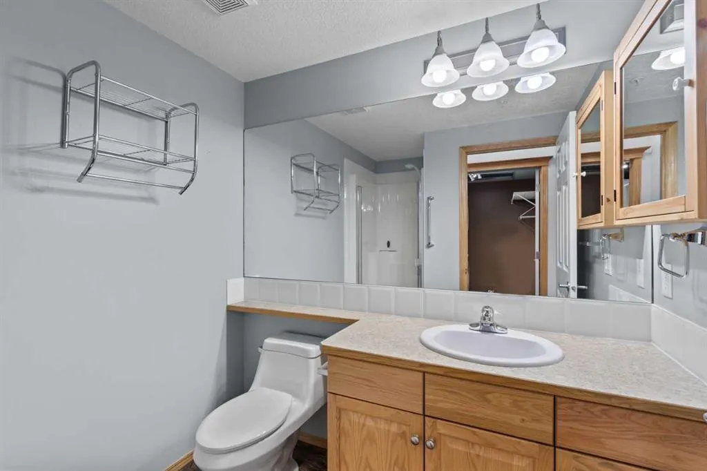 15 Everstone Drive SW, #239
