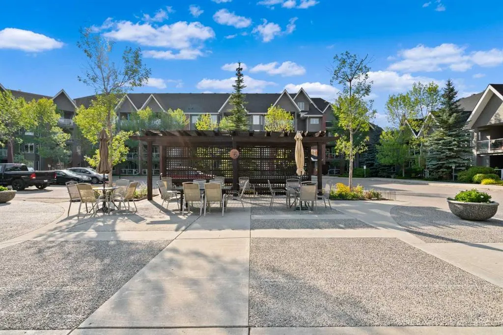 15 Everstone Drive SW, #239