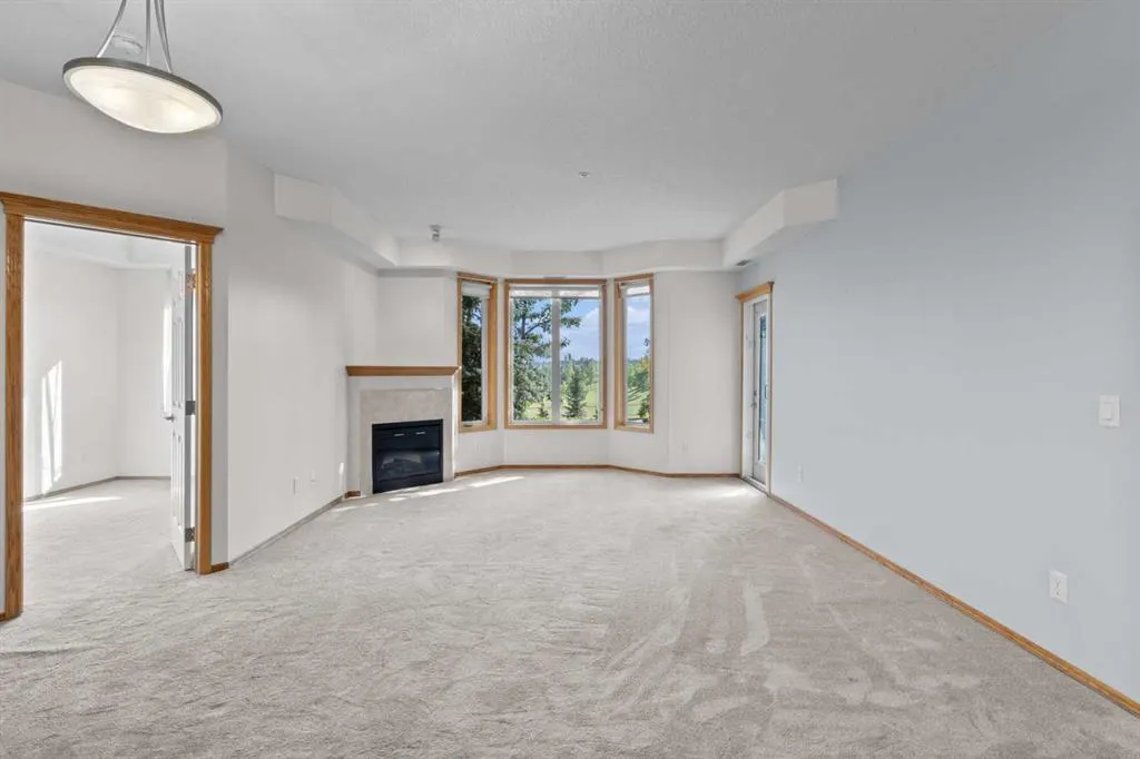 15 Everstone Drive SW, #239