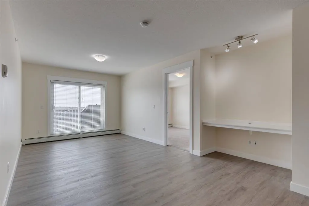 302 Skyview Ranch Drive NE, #1404