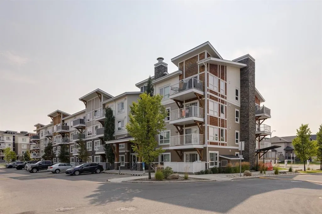 302 Skyview Ranch Drive NE, #1404
