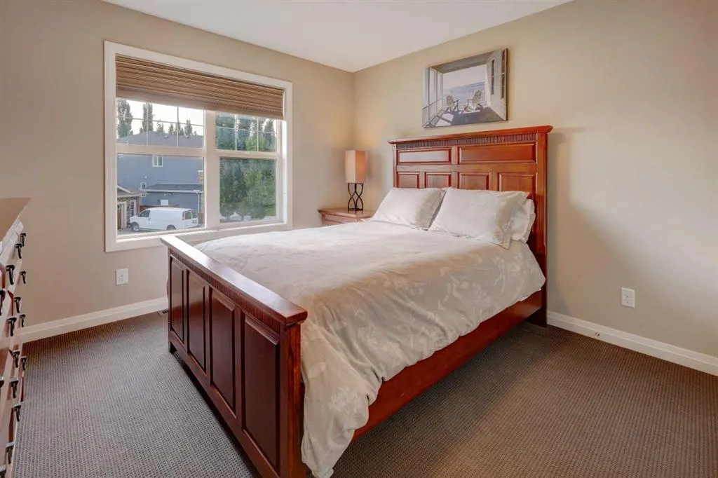 158 Cranridge Terrace SE