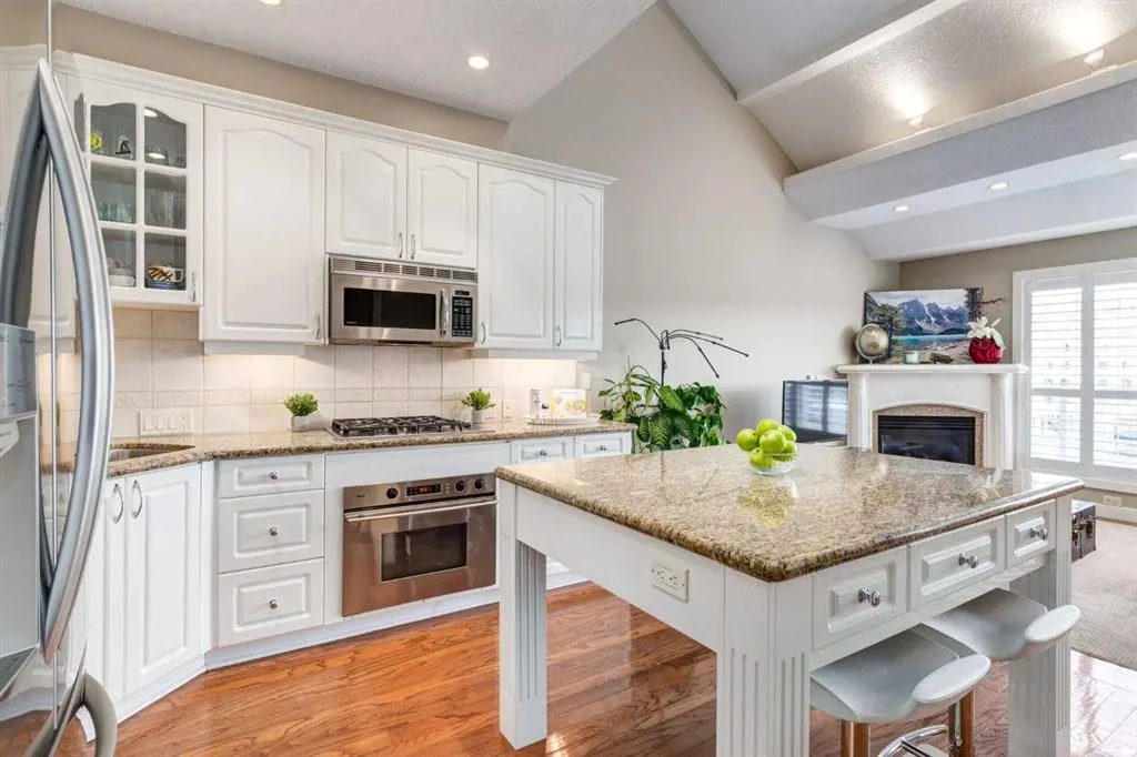 3412 Parkdale Boulevard NW, #406