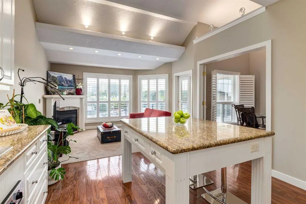 3412 Parkdale Boulevard NW, #406