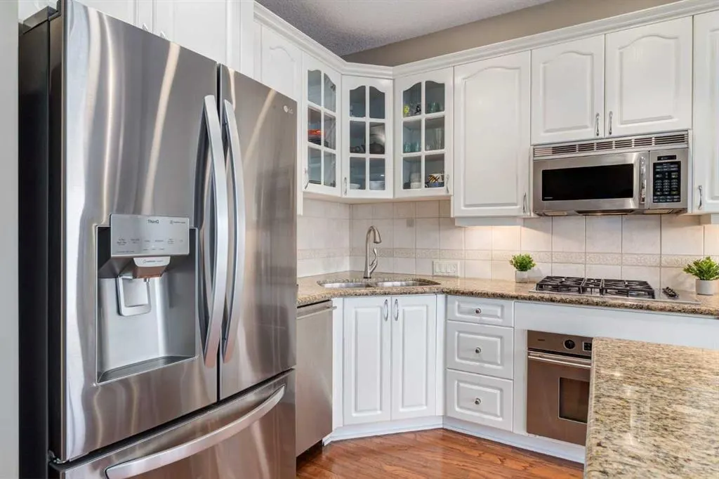 3412 Parkdale Boulevard NW, #406
