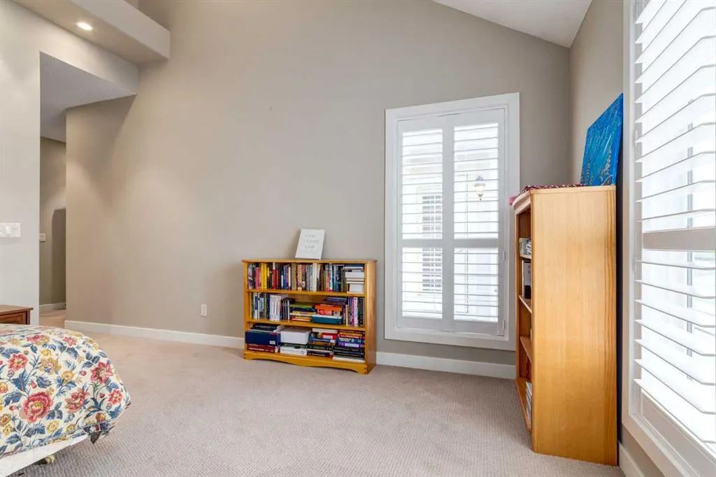 3412 Parkdale Boulevard NW, #406