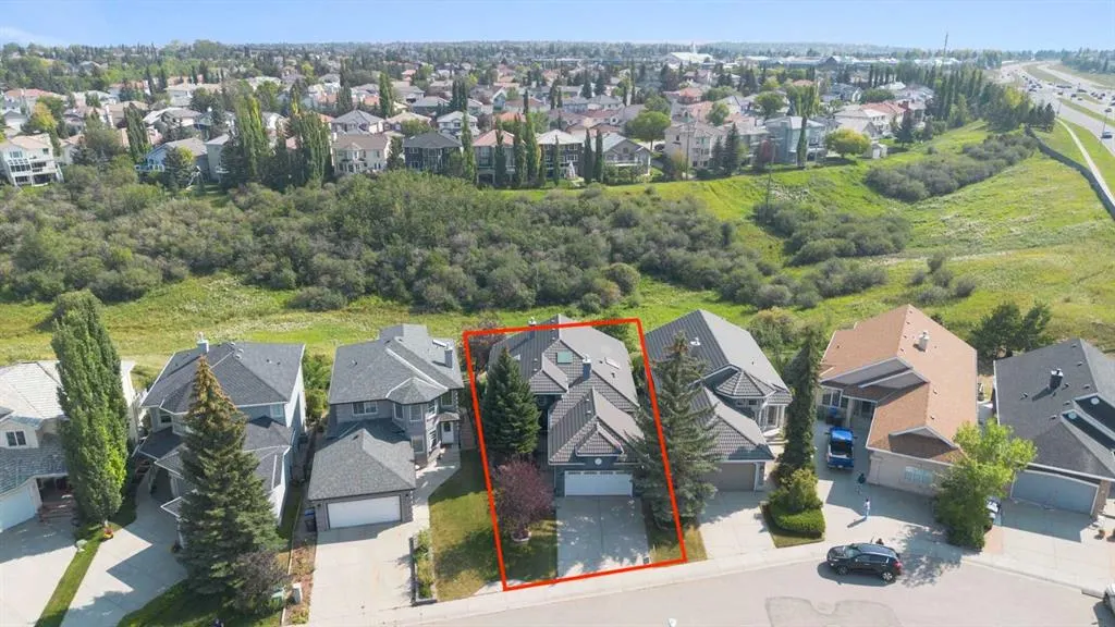 99 Citadel Grove NW