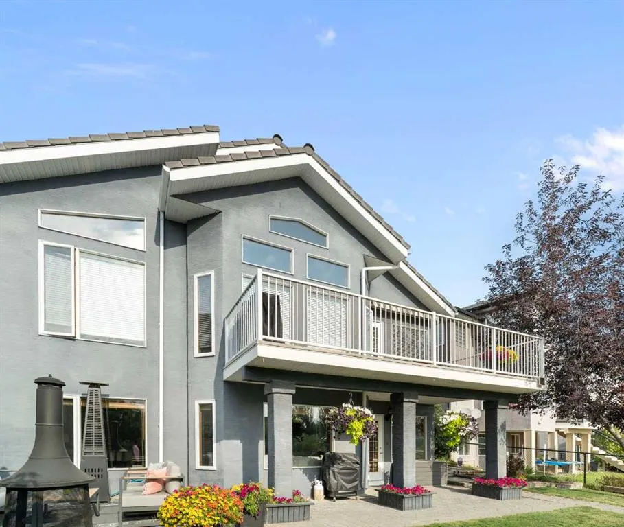99 Citadel Grove NW