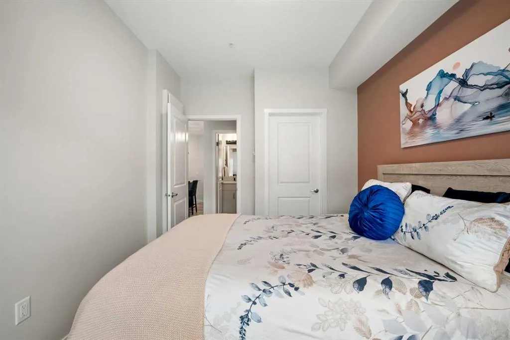 19489 Main Street SE, #2215