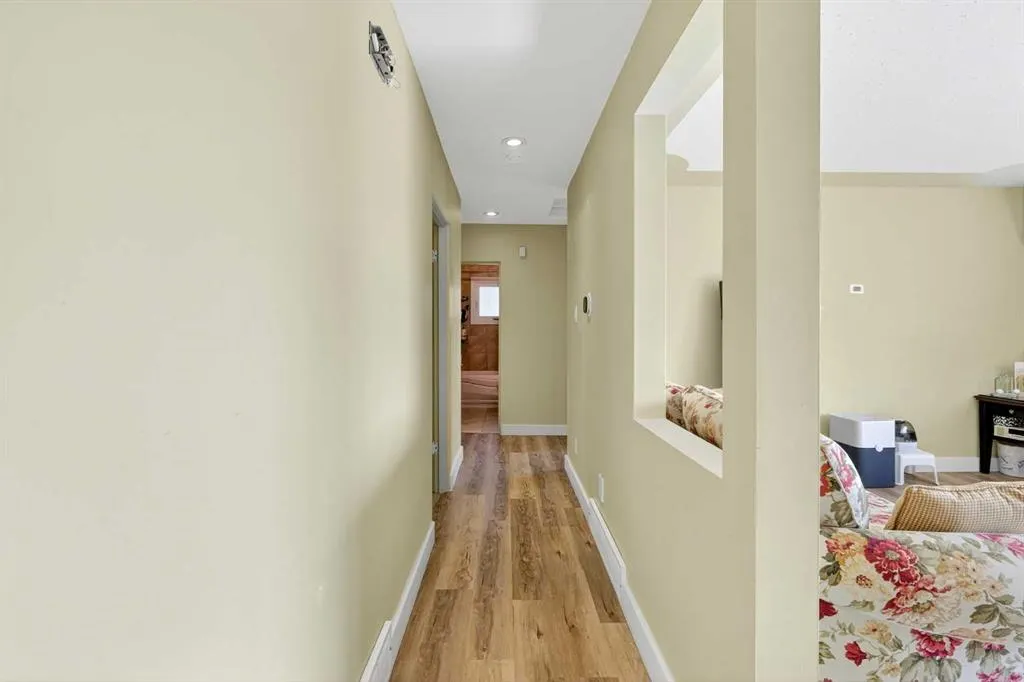 35 Collingwood Place NW