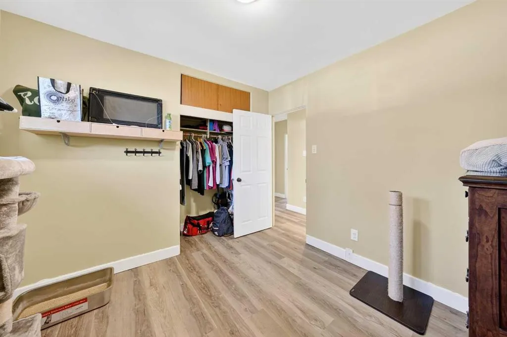 35 Collingwood Place NW