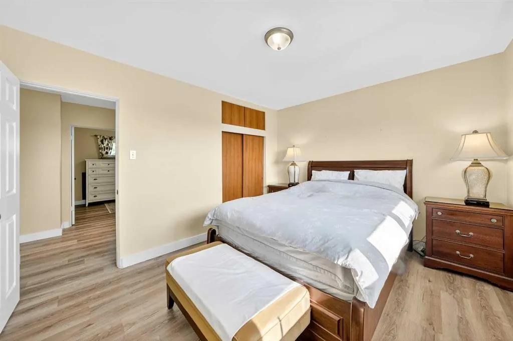 35 Collingwood Place NW