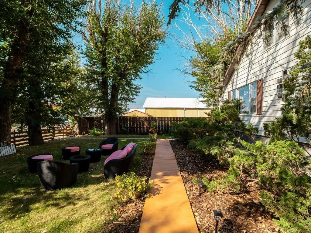 121 Center Avenue