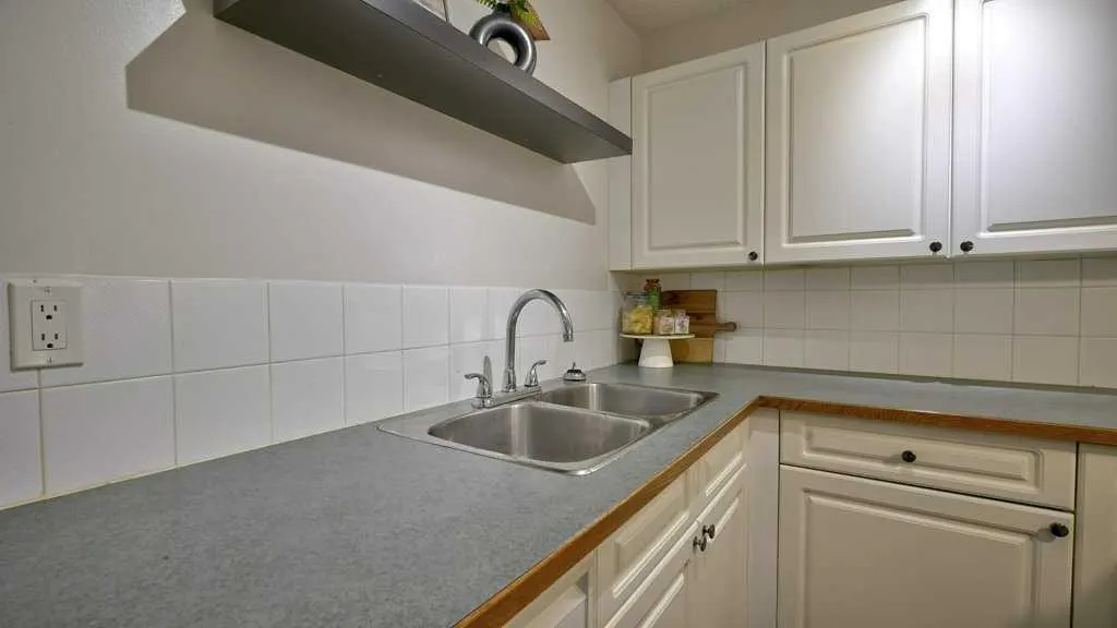 2218 30 Street SW, #307