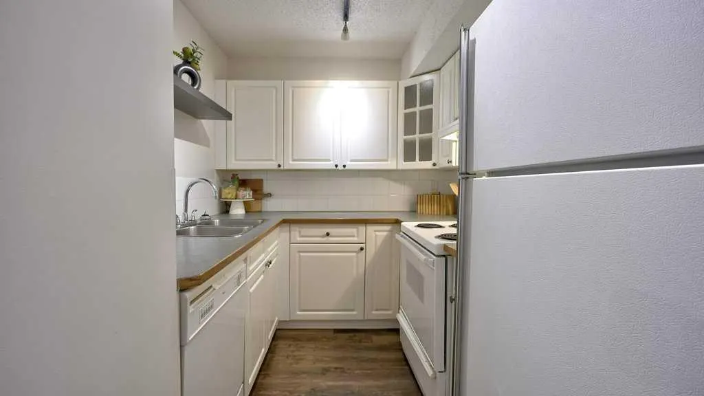 2218 30 Street SW, #307