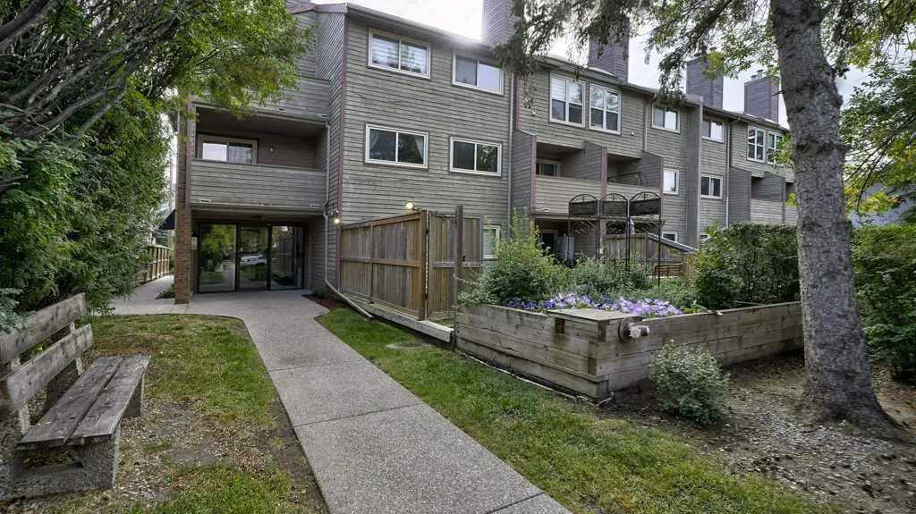 2218 30 Street SW, #307