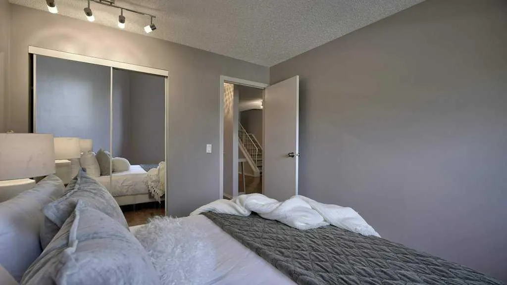 2218 30 Street SW, #307