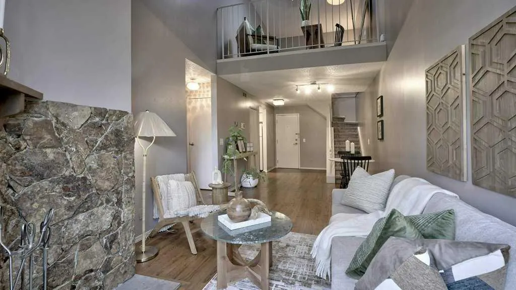 2218 30 Street SW, #307