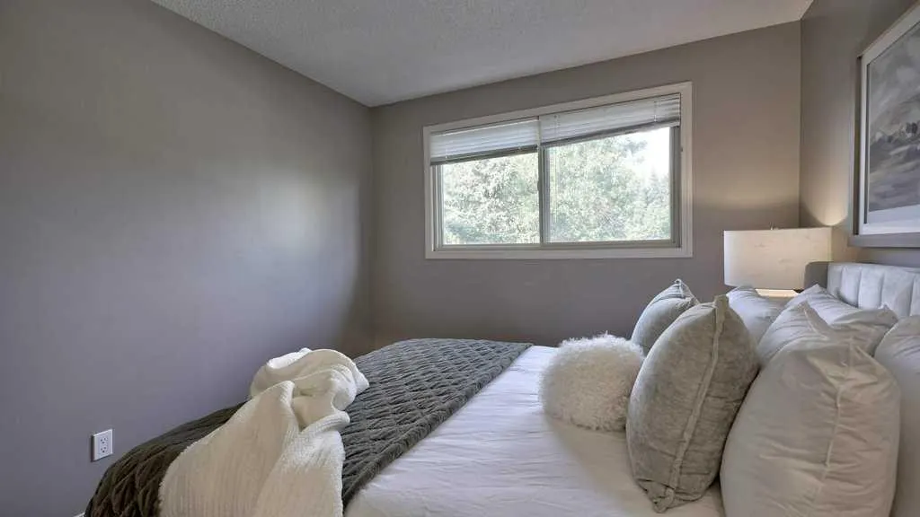 2218 30 Street SW, #307