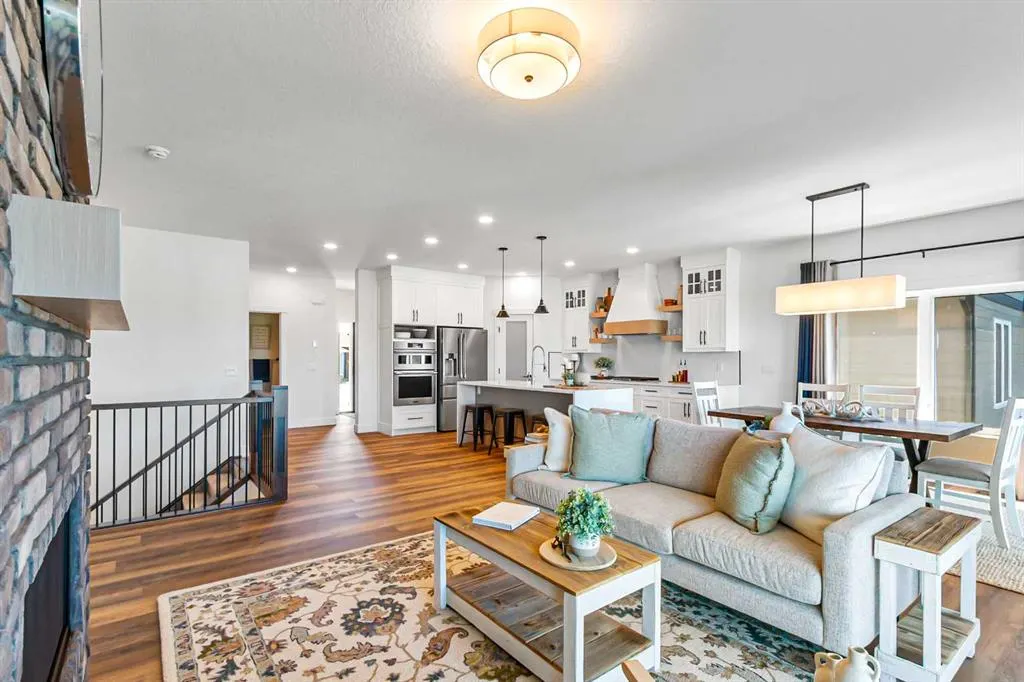 14 Vireo Avenue