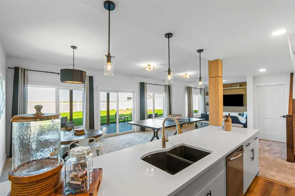 14 Vireo Avenue