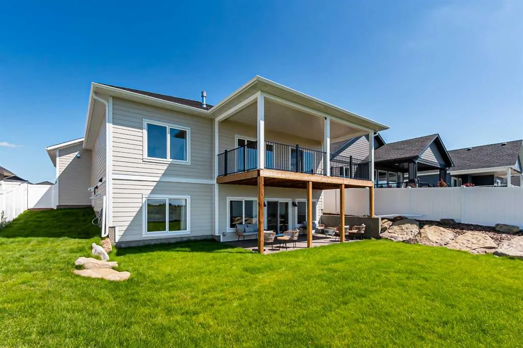 14 Vireo Avenue