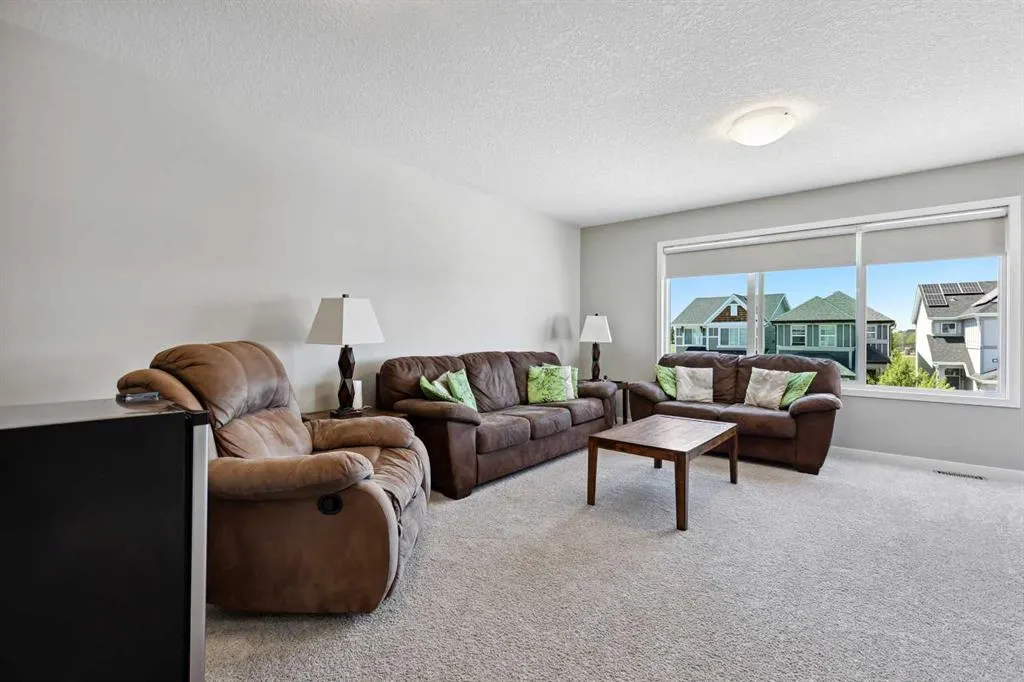 67 Auburn Glen Close SE