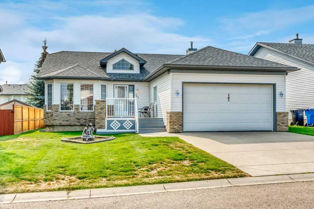 141 West Creek Crescent
