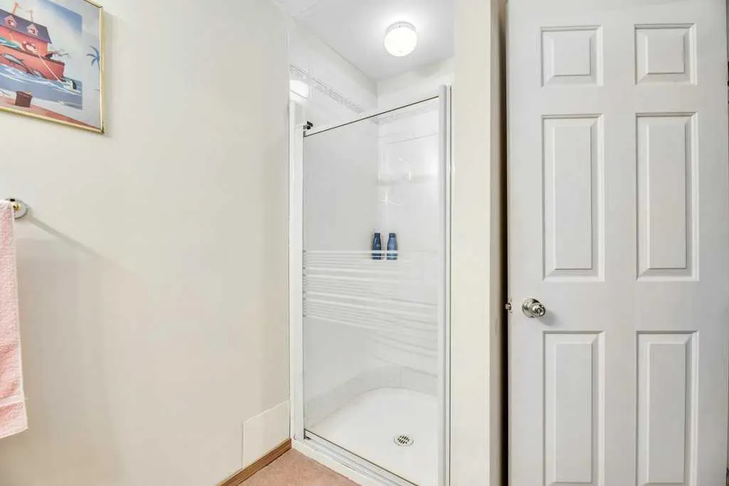 141 West Creek Crescent