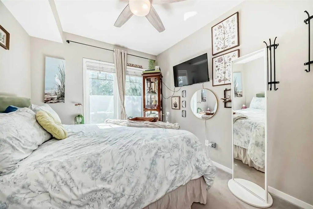 20 Mahogany Mews SE, #119