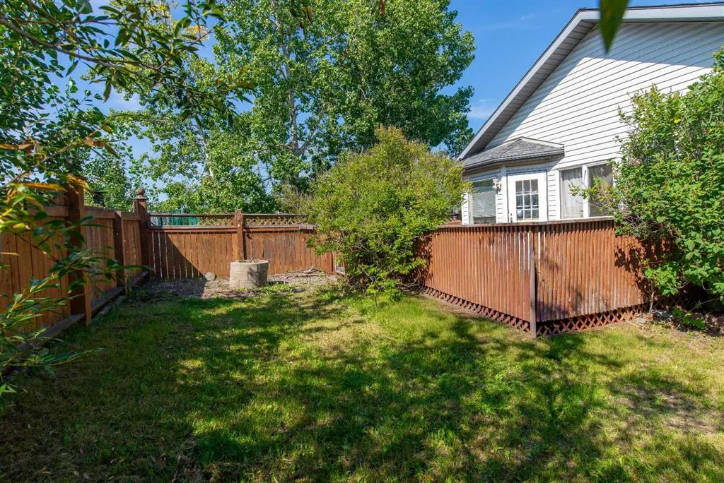 152 Valley Meadow Close NW