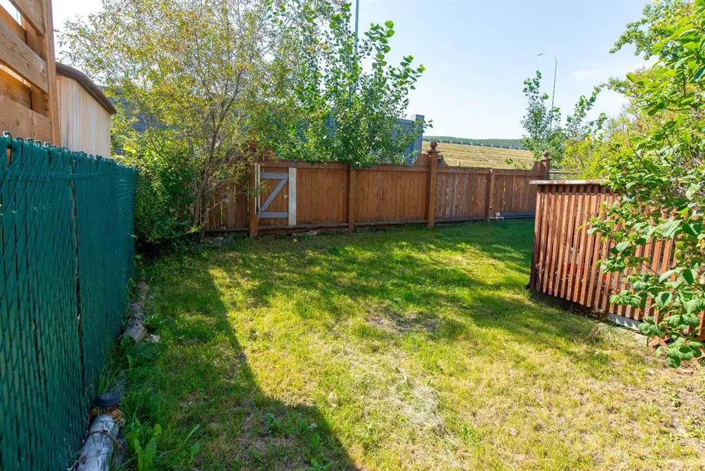 152 Valley Meadow Close NW