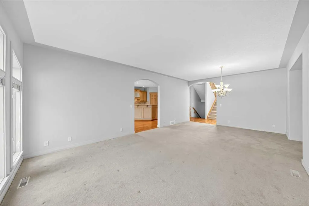 46 Valley Ponds Way NW