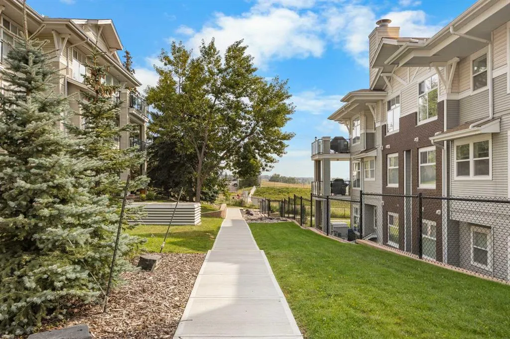 1010 Arbour Lake Road NW, #1211