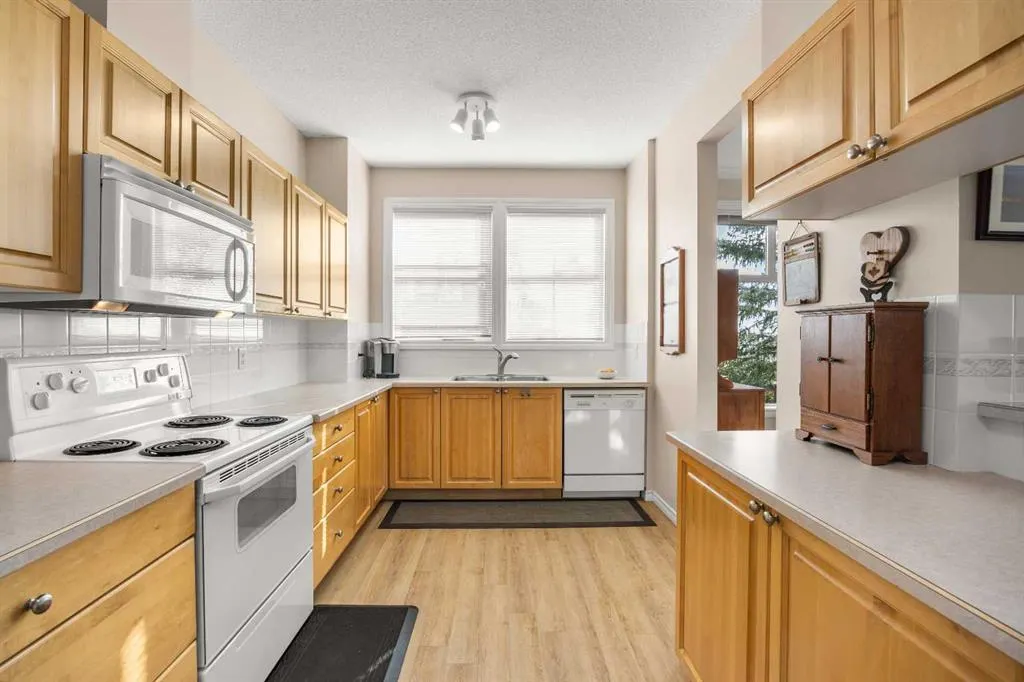 1010 Arbour Lake Road NW, #1211