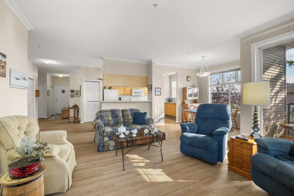 1010 Arbour Lake Road NW, #1211