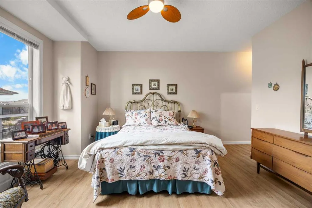 1010 Arbour Lake Road NW, #1211